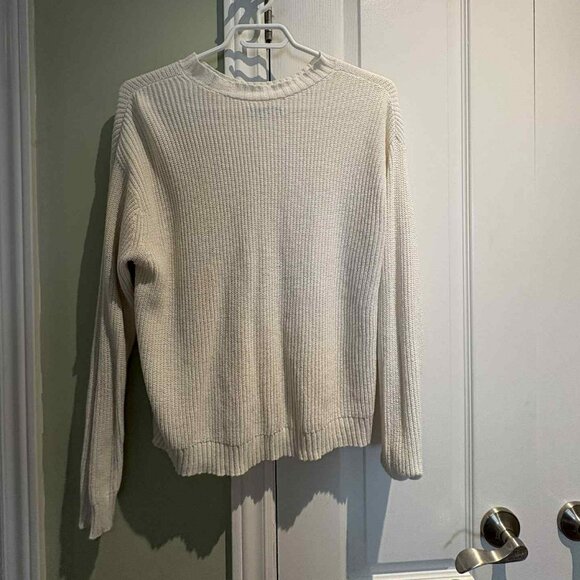 American Eagle Sweater - Picture 2 of 3